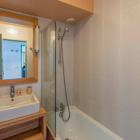 Mistral-rare 6 Pers, Parking, Wifi, ,clim, Piscines דירה *